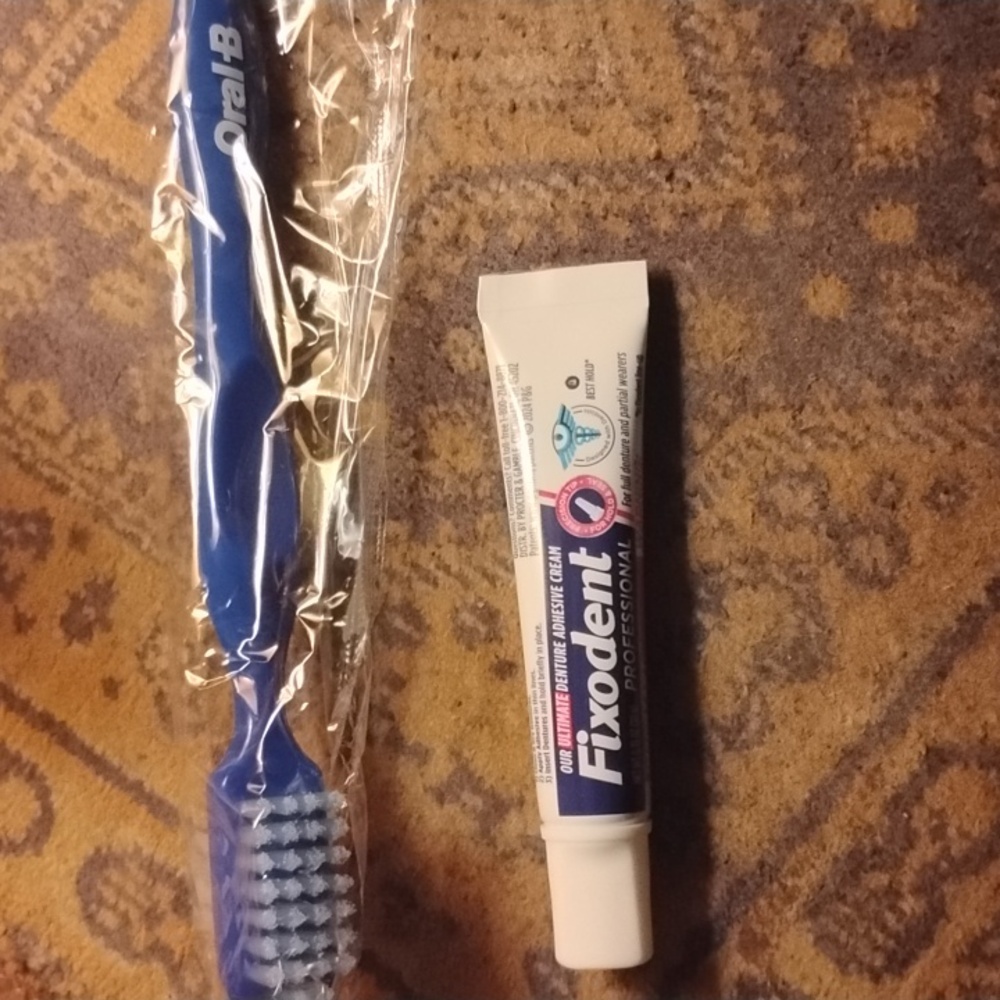 Fixodent Professional W Denture Brush